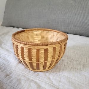 Plant basket
